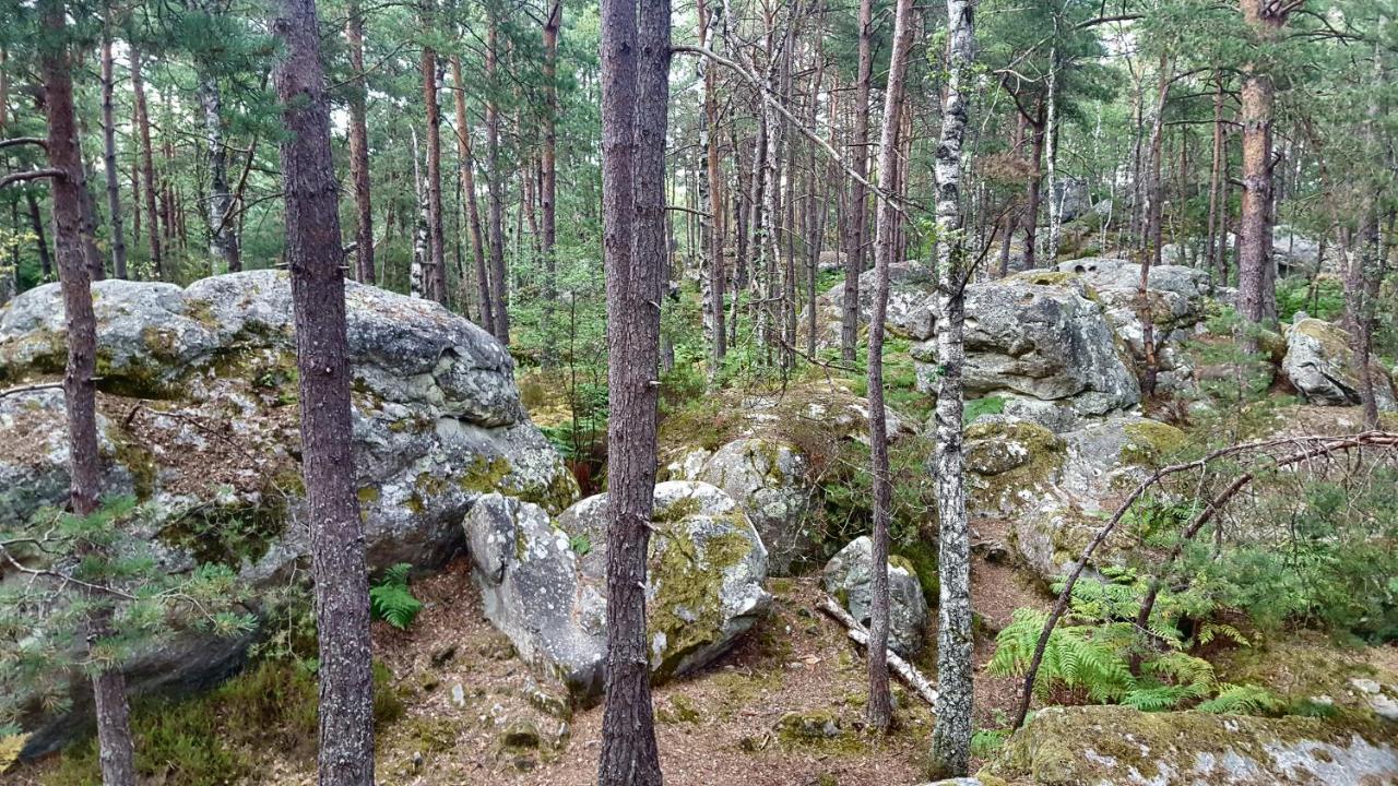 Apakabar Homestay - Ambiance Balinaise, Parking Prive, Netflix, La Rochette  Exteriér fotografie